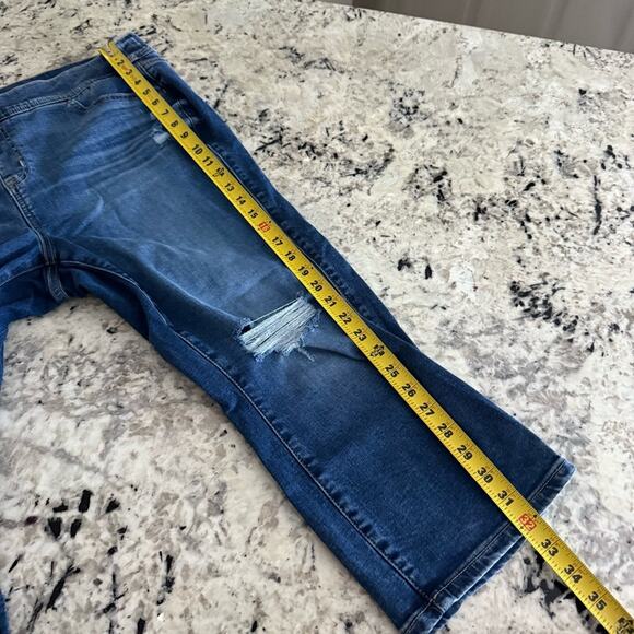 Torrid Distressed Crop Lean Jean Skinny Super Soft High-Rise Jean 2X 14589505 - Picture 12 of 15